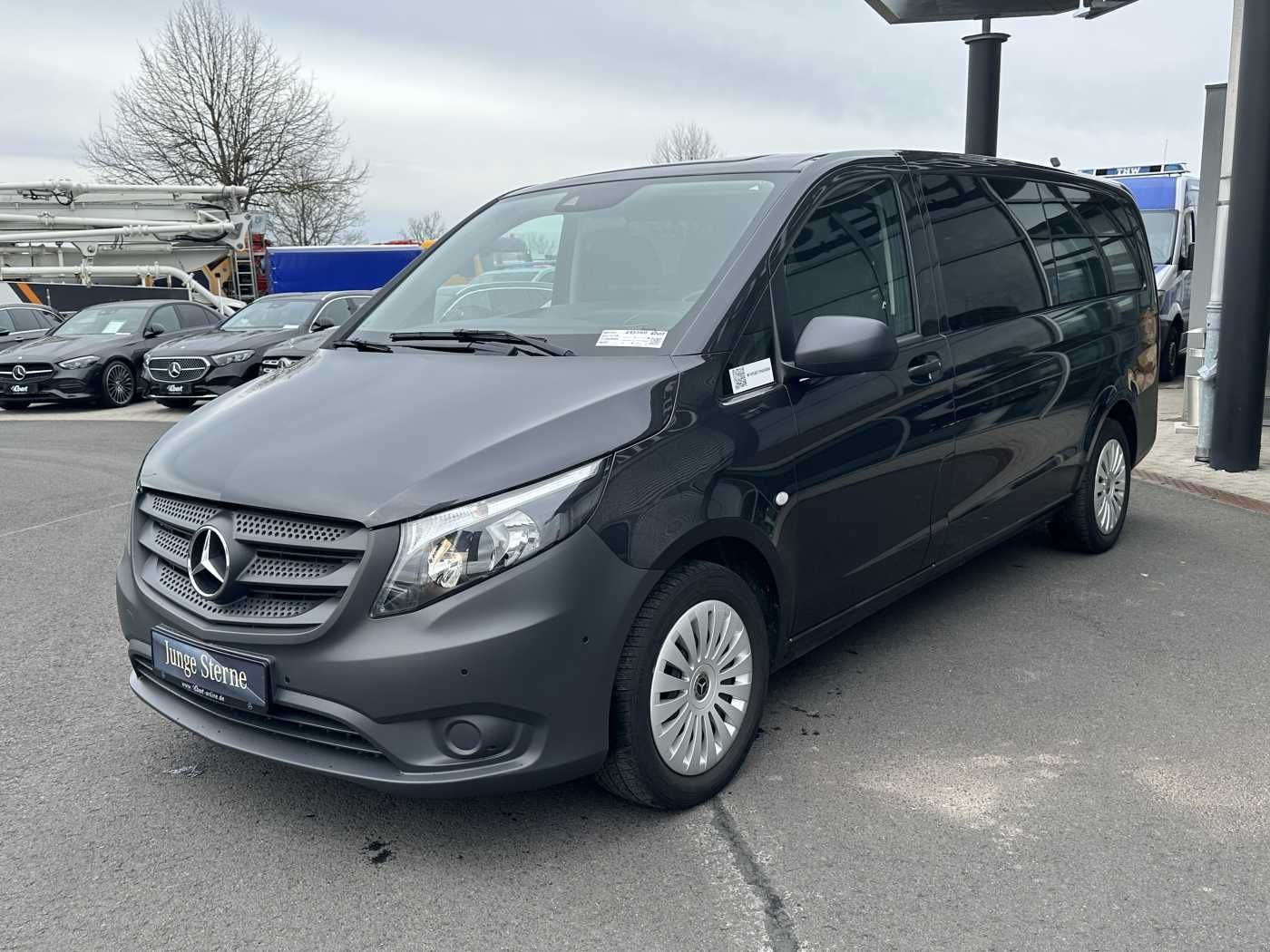 Fahrzeugabbildung Mercedes-Benz Vito 116 CDI Tourer Pro 9Sitze 2xKlima Audio40