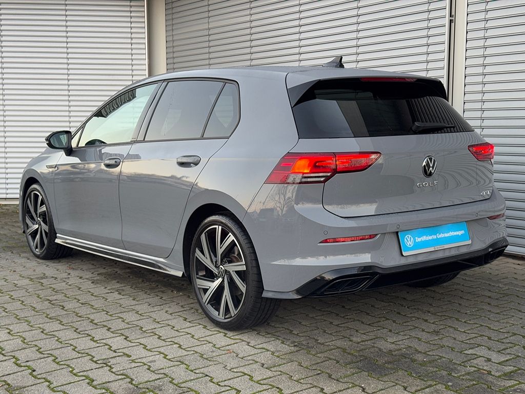 Golf VIII 1.5 eTSI DSG R-LINE *BLACK*H&K*LED+*