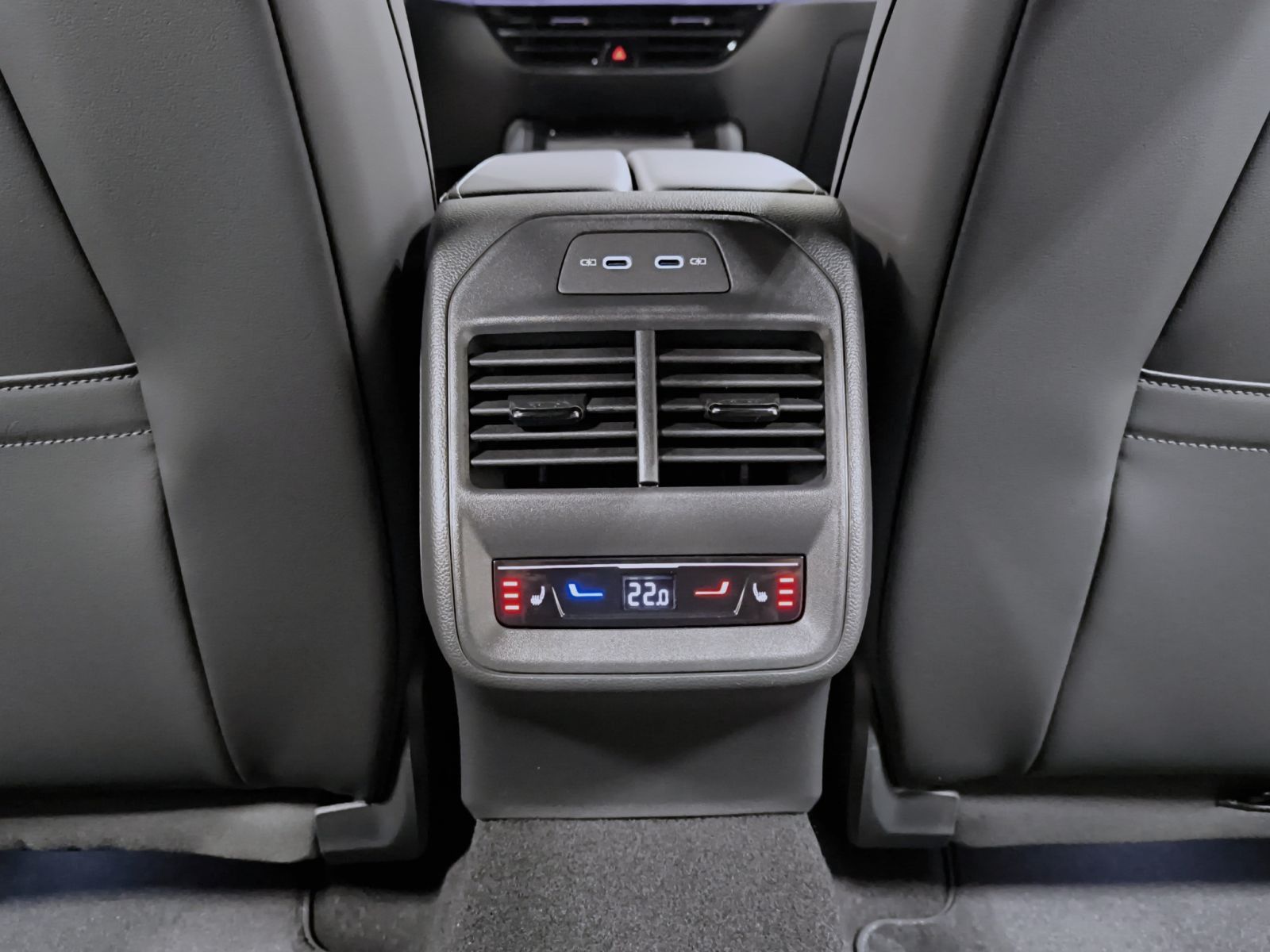 Volkswagen Passat Variant - Bild 13