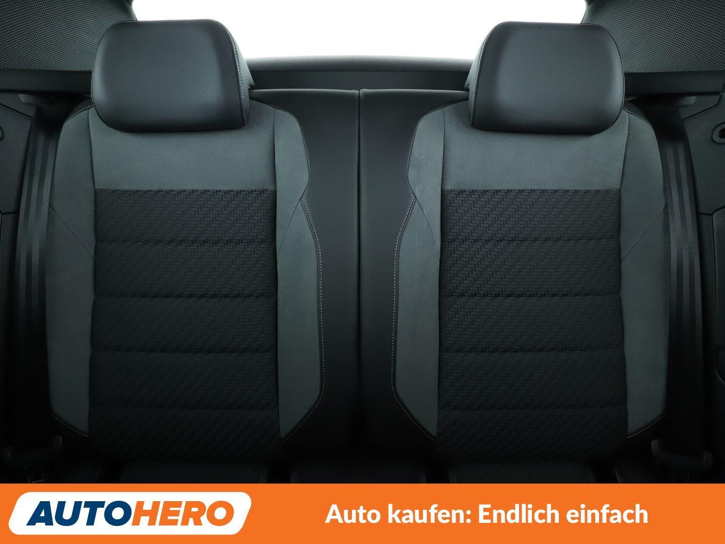 Volkswagen T-Roc 1.5 TSI ACT R-Line Aut.*NAVI*LED*ACC*SPUR*