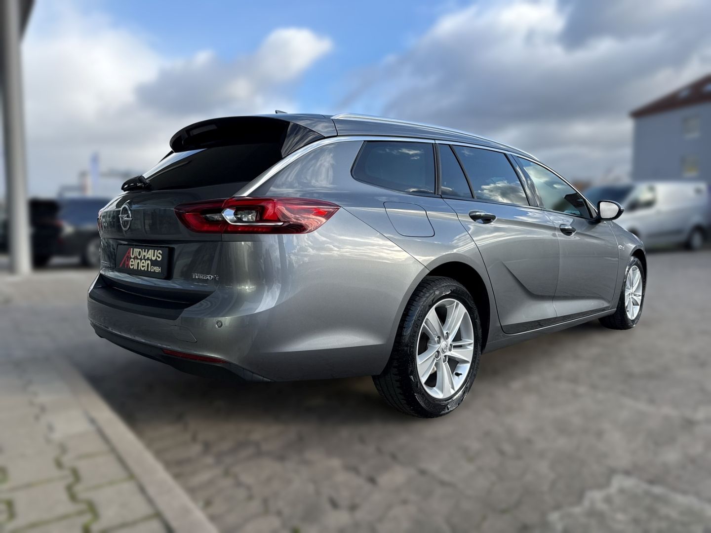 Fahrzeugabbildung Opel Insignia B INNOVATION INSIGNIA 1.5 Sports Tourer