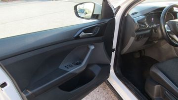 Volkswagen T-Cross - 10