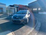 Toyota Auris Basis aus 1 Hand ohne TÜV - Toyota Auris aus 2011 mit Benzin-Antrieb