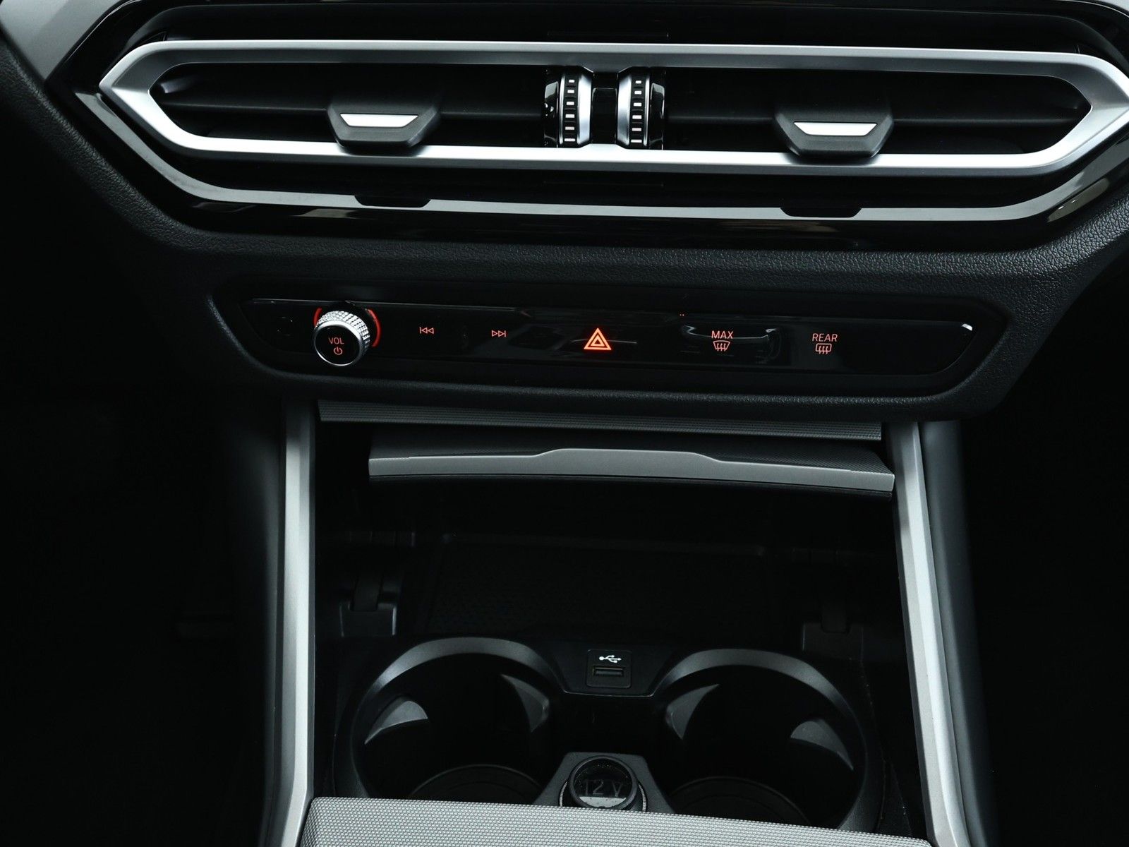 BMW 330e   LED|Navi|CarPlay|Sitzhzg foto 12