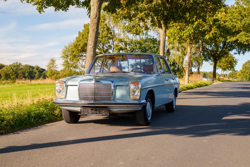Mercedes-benz 200 D/8 Strich 8 *sehr gepflegt* TÜV NEU