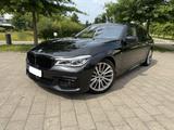 BMW 730d xDrive M-Sportpaket Individual B&W  - BMW 730: 730i