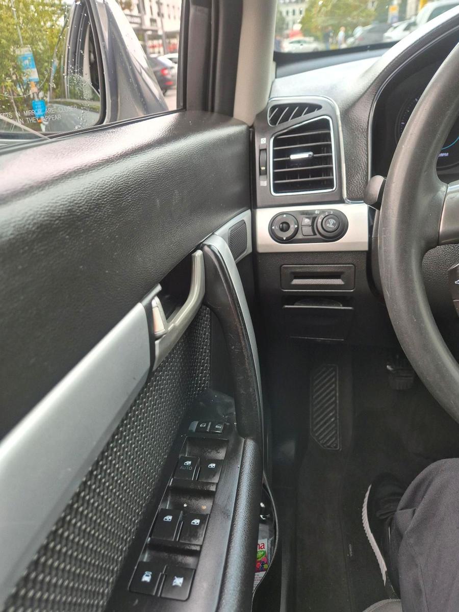 Chevrolet Captiva 2012 — photo 11