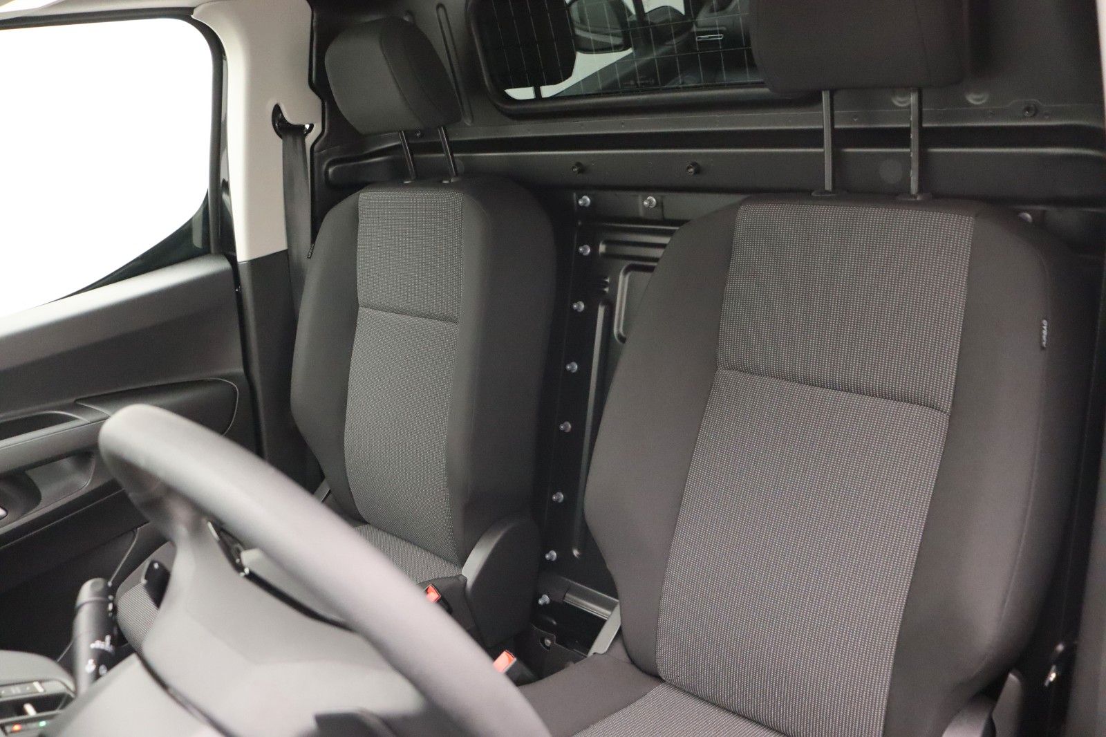 Fahrzeugabbildung Fiat Doblo Serie 3 L2 Heavy KaWa 1.5 BlueHDi AT8