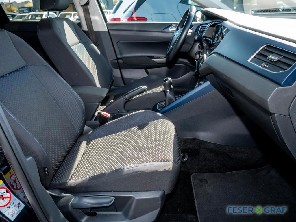 Volkswagen Polo 1,0TSI Navi/PDC+/SHZ/DAB+/CarPlay, миниатюра 6