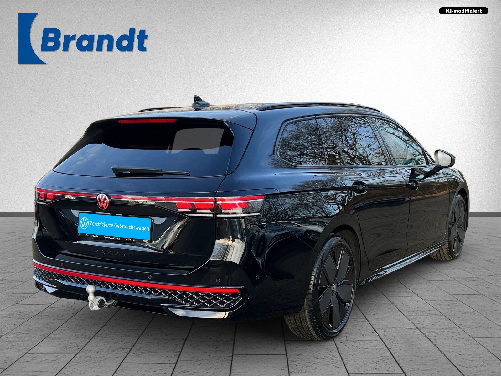 Volkswagen Passat Variant 2.0 TDI 4M R-LINE PANO HUD AHK foto 3