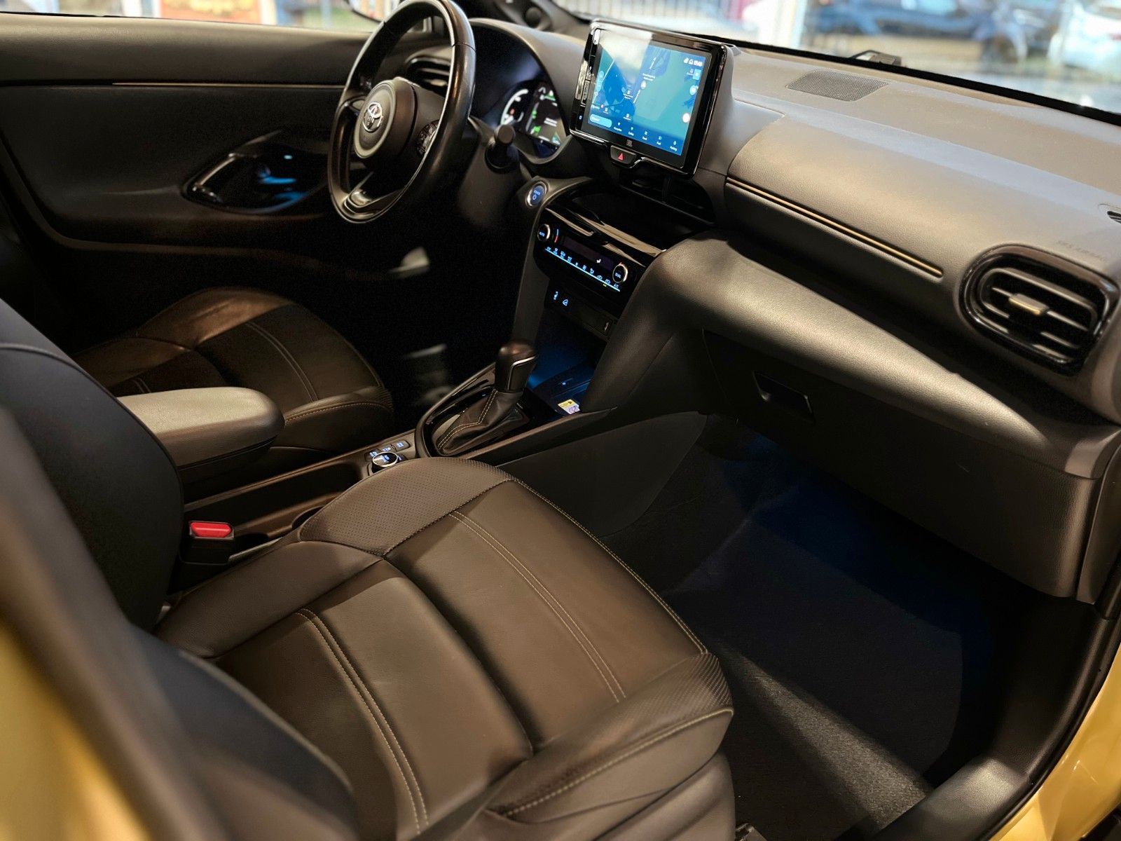 Fahrzeugabbildung Toyota Yaris Cross Premiere Edition Allrad