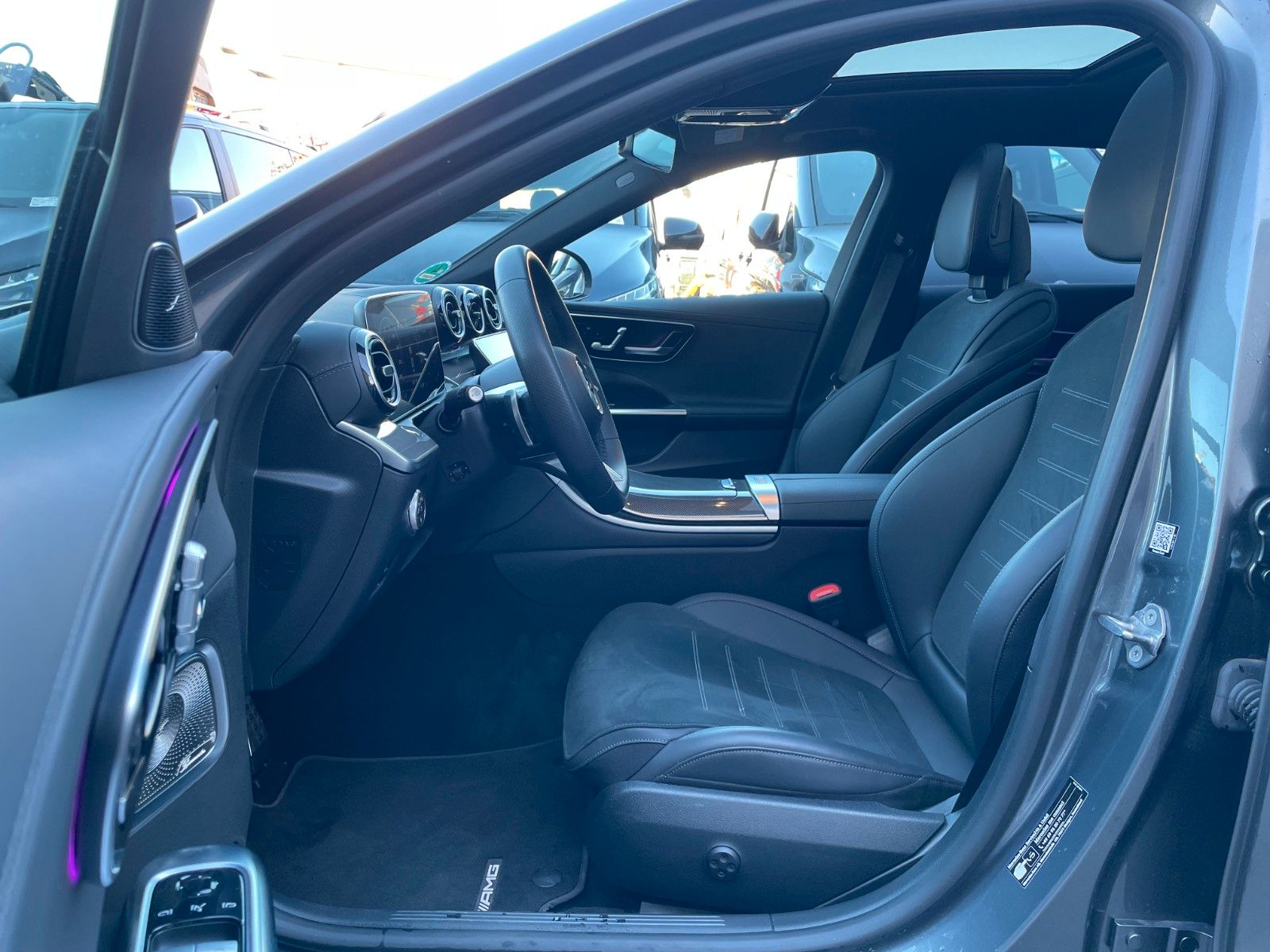 Fahrzeugabbildung Mercedes-Benz C 300 4M AMG Burm+Memory+Digital+Pano+360°+Distr