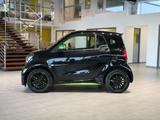 Smart ForTwo coupe edition greenflash*LED*PANO*Touch* - Smart ForTwo mit Elektro-Antrieb