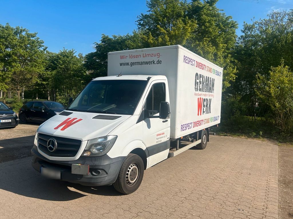 Image of Mercedes-Benz eSprinter