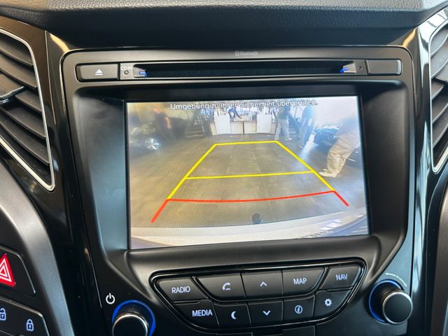 Hyundai i40 cw blue Trend *Navi*AHK*Klima*
