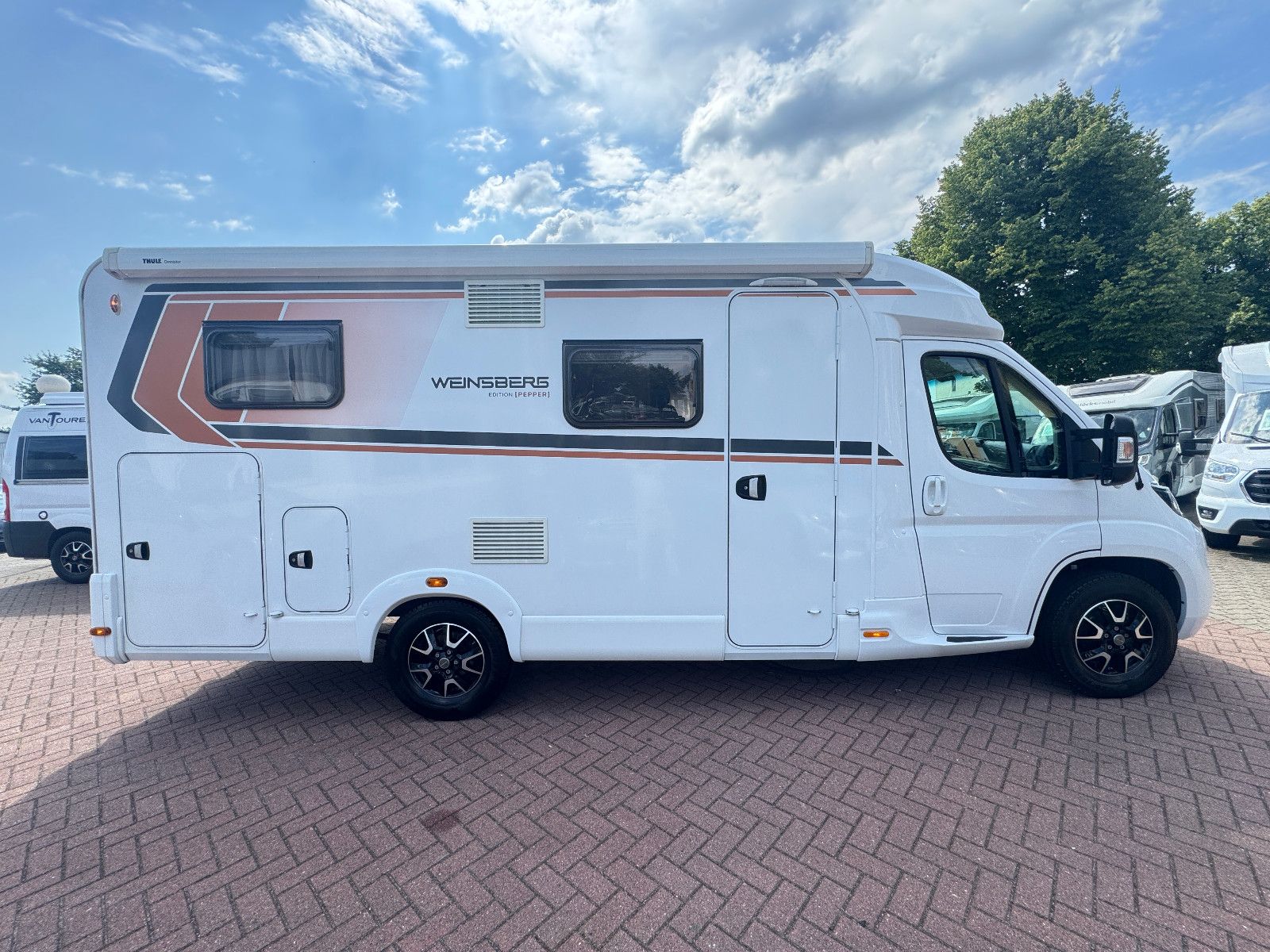 Fahrzeugabbildung Weinsberg CaraCompact 600 MEG EDITION PEPPER NAVI KAMERA