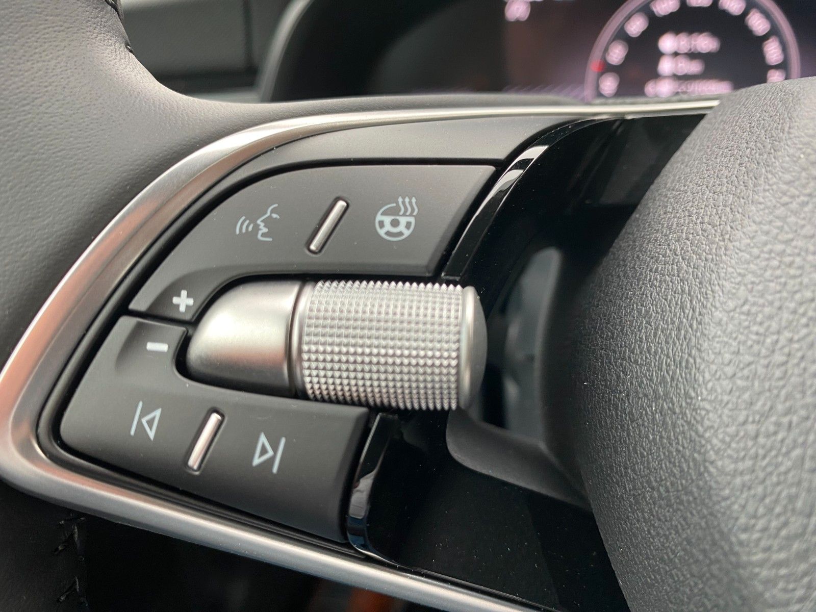 Fahrzeugabbildung SKODA Scala Selection 1,5 TSI *Sitzhz. *Smart-Link