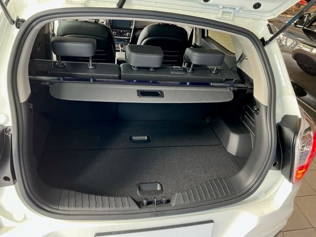 Fahrzeugabbildung Ssangyong Tivoli Blackline 1.5 6AT 2WD MY23