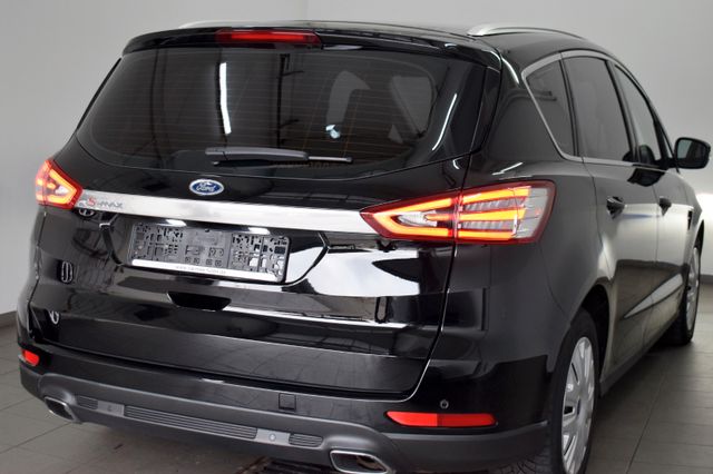 Ford S-MAX Titanium 7 Si,Leder,NAVI,LED,SH,ParkAssist