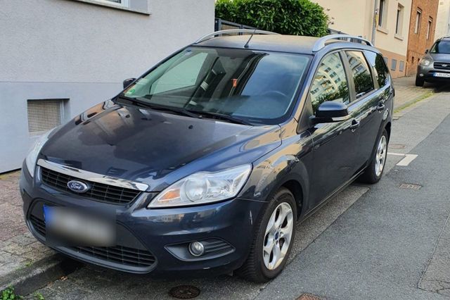 Ford Focus 1.6 - Baujahr 2010 - Guter Zustand