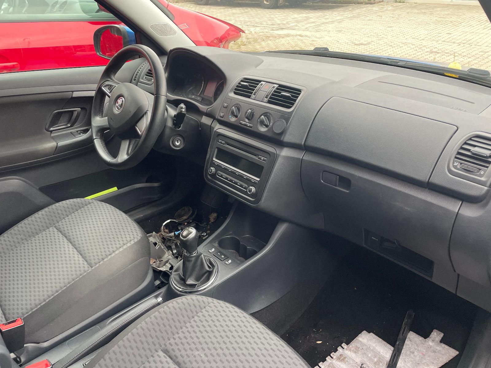 Skoda Fabia 2013 — photo 6
