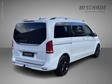 Mercedes V 220 - 5