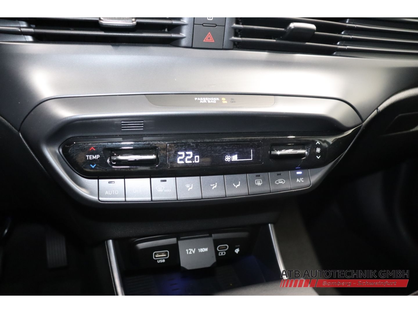 Fahrzeugabbildung Hyundai i20 Prime 1.0 T-GDi DCT Navi Soundsystem Bose
