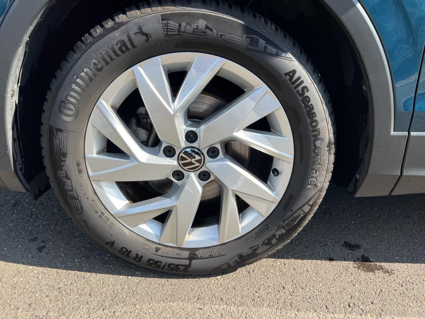 Fahrzeugabbildung Volkswagen Tiguan Active ACTIVE 1.5l TSI,DSG,AHK,Navi,Clima