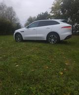 Jaguar F-Pace 25t AWD R-Sport Automatik R-Sport - Jaguar F-Pace von privat