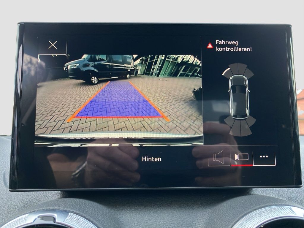 Fahrzeugabbildung Audi Q2 35 1.5 TFSI S line *MATRIX-LED*KAMERA*ACC
