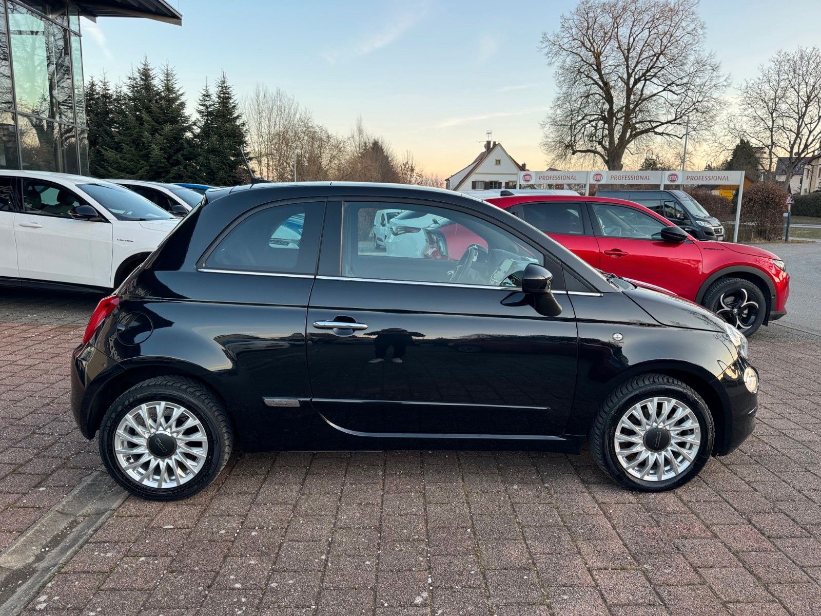 Fahrzeugabbildung Fiat 500 Lounge Touchscreen USB Klima Glasdach