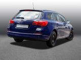 Opel Astra J Selection SERVO ABS ESP - Opel Astra: Selection