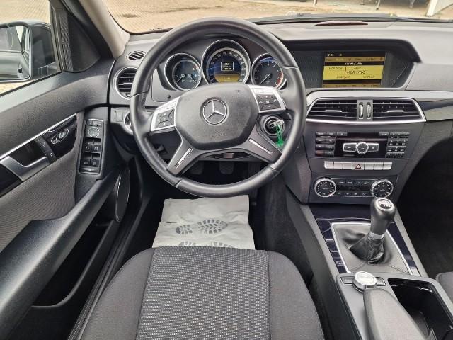 Mercedes-Benz C 180 CGI T*Navi*17 Zoll*Sitzheiz.*MB-Service