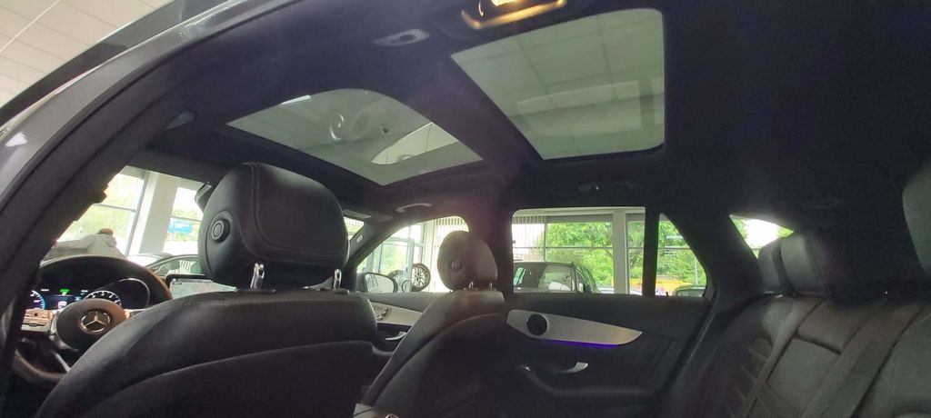 Mercedes-Benz GLC 300 4M AMG AIRM DISTR LEDER NETTO 41.500