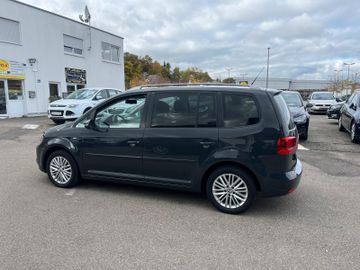 Volkswagen Touran - 5
