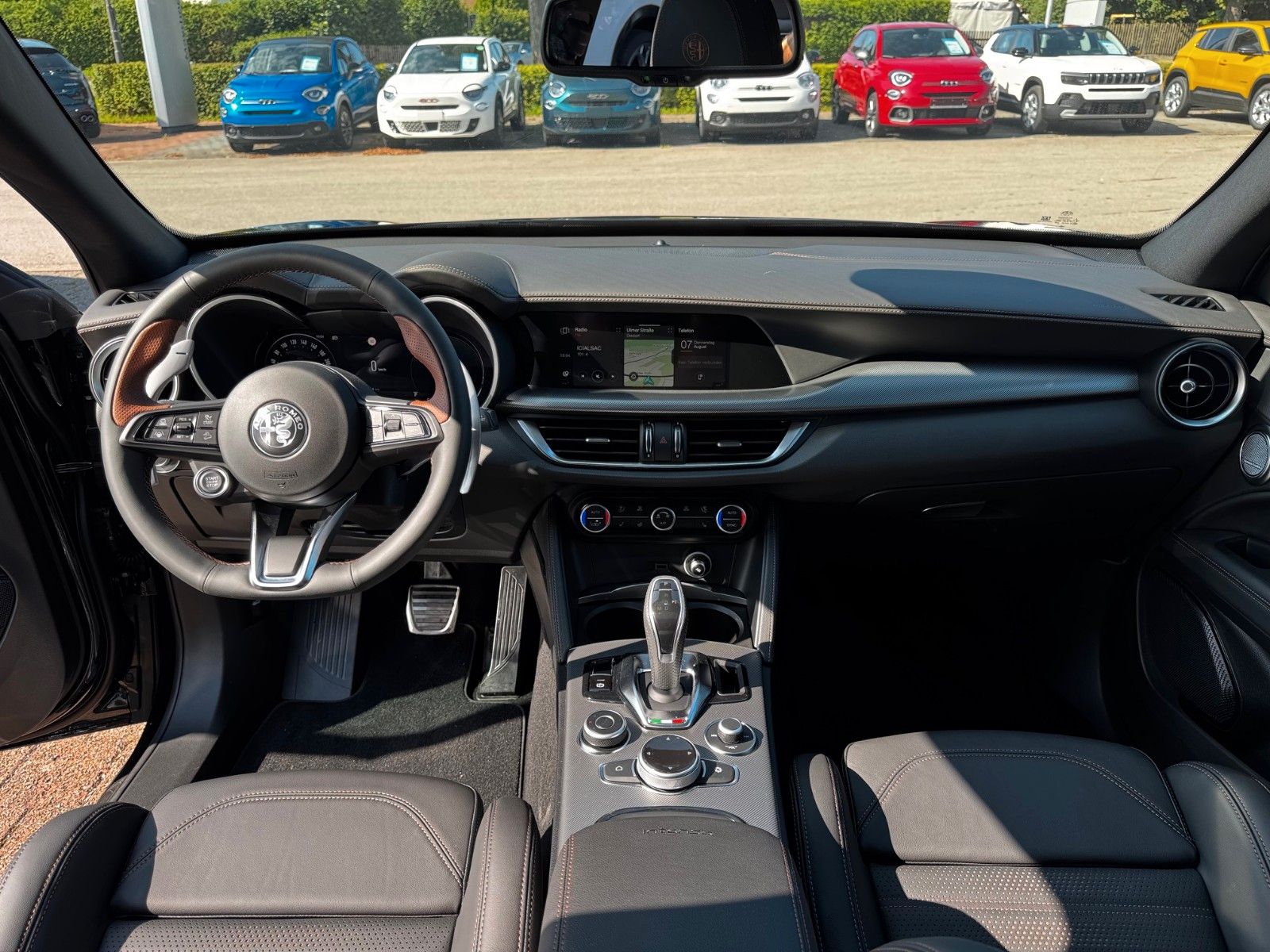 Fahrzeugabbildung Alfa Romeo Stelvio 2.0 Intensa Allrad 280PS Glasdach Navi