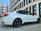 BMW 328i X-drive mit Vollausstattung - BMW 328: Limousine, 328i