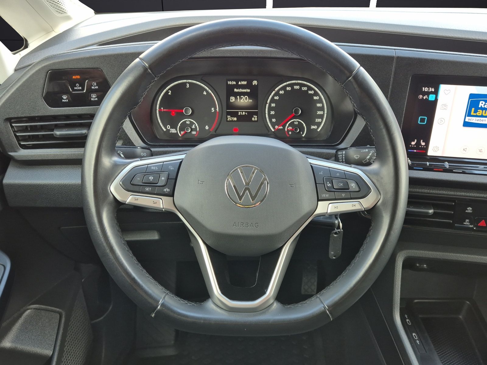 Fahrzeugabbildung Volkswagen Caddy Kombi TDI Standhzg Navi ACC PDC SHZ