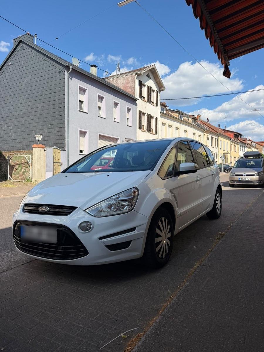 Ford S-MAX 2011 — photo 6