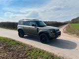 Land Rover Defender 3.0 P400 MHEV X 110 X - Land Rover Defender: Braun