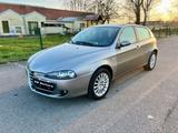 Alfa Romeo 147 2.0 TS Distinctive GPL 5p - Alfa Romeo 147: 2.0