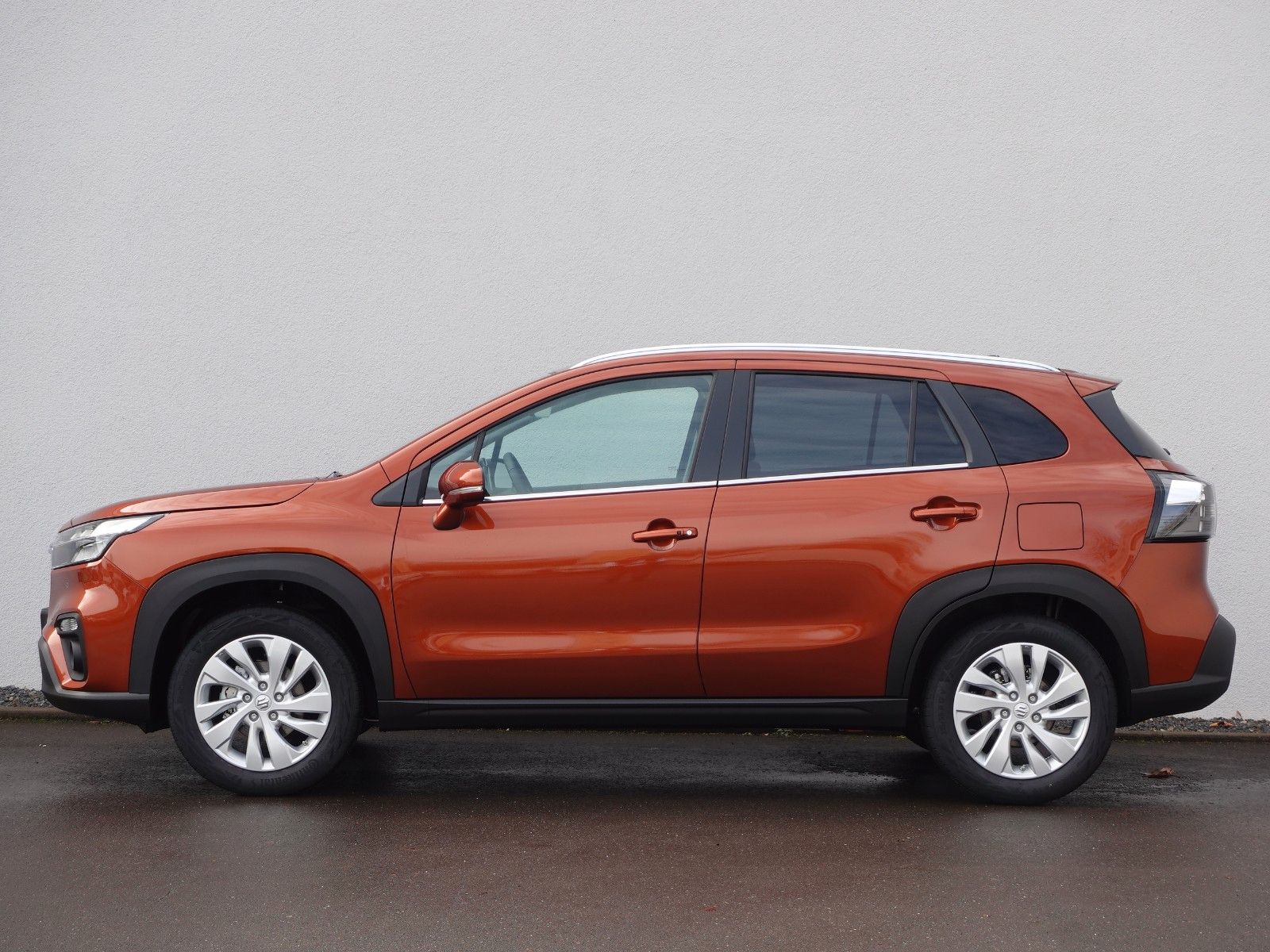 Fahrzeugabbildung Suzuki S-Cross Comfort 1.4,Navi,Kamera,Sitzhzg,LED,17"