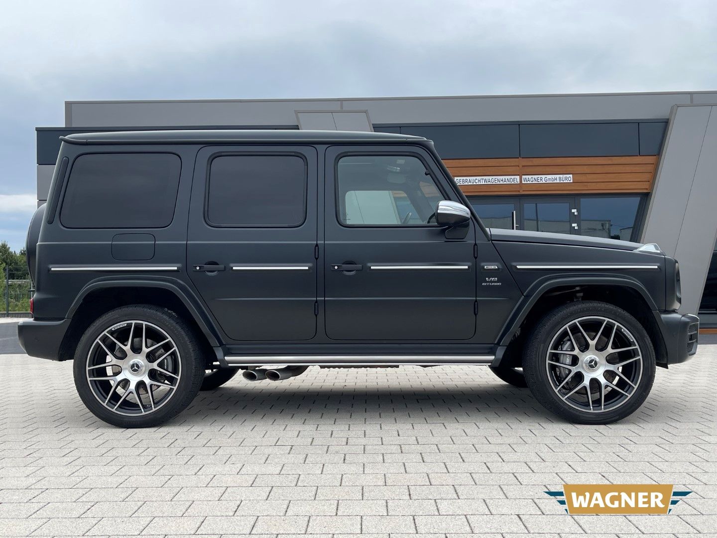 Fahrzeugabbildung Mercedes-Benz G 63 AMG Station Stronger than time AHK Schiebed