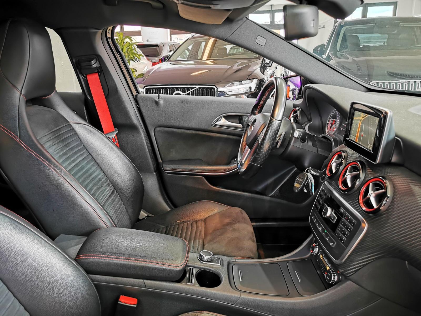 Mercedes-Benz A 250 AMG SPORT AUT | ACC | KAM  [GARANTIE]