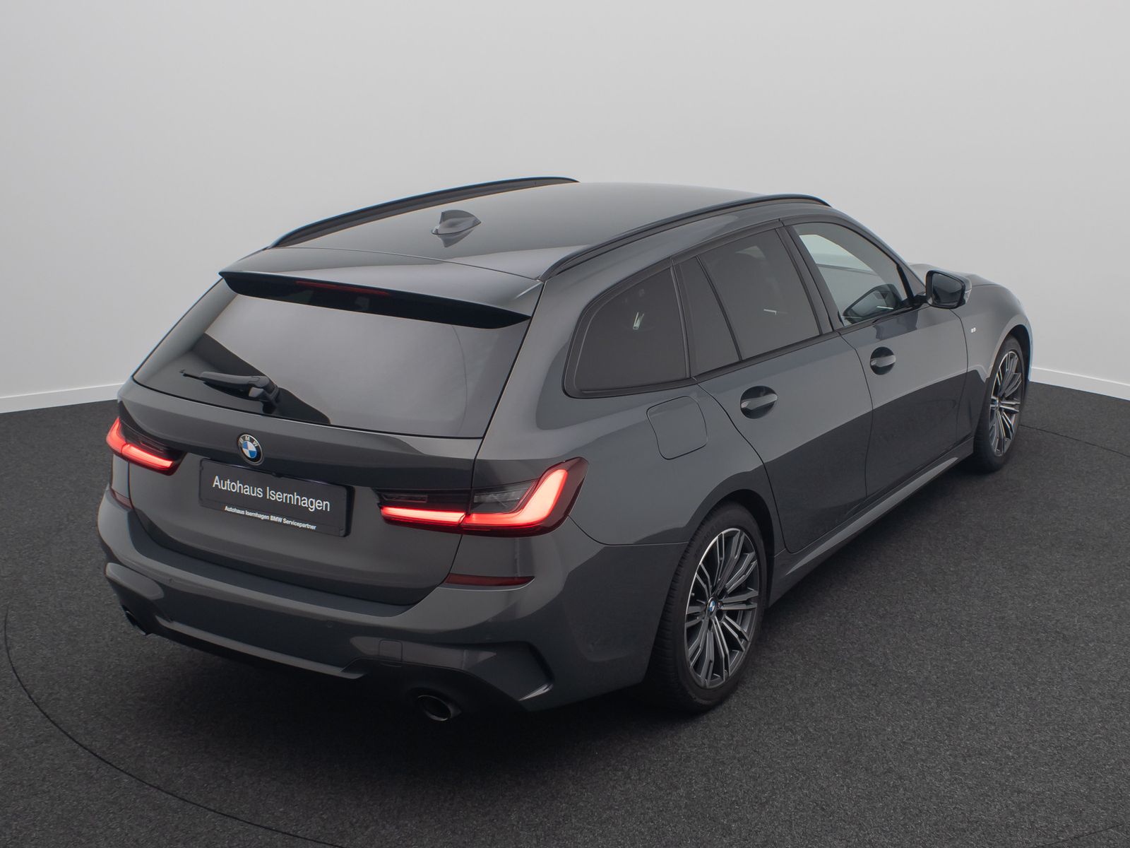 Fahrzeugabbildung BMW 320d xD M Sport Kamera Komfort DAB Individual