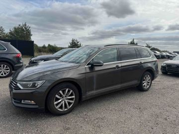 Volkswagen Passat Variant - 1