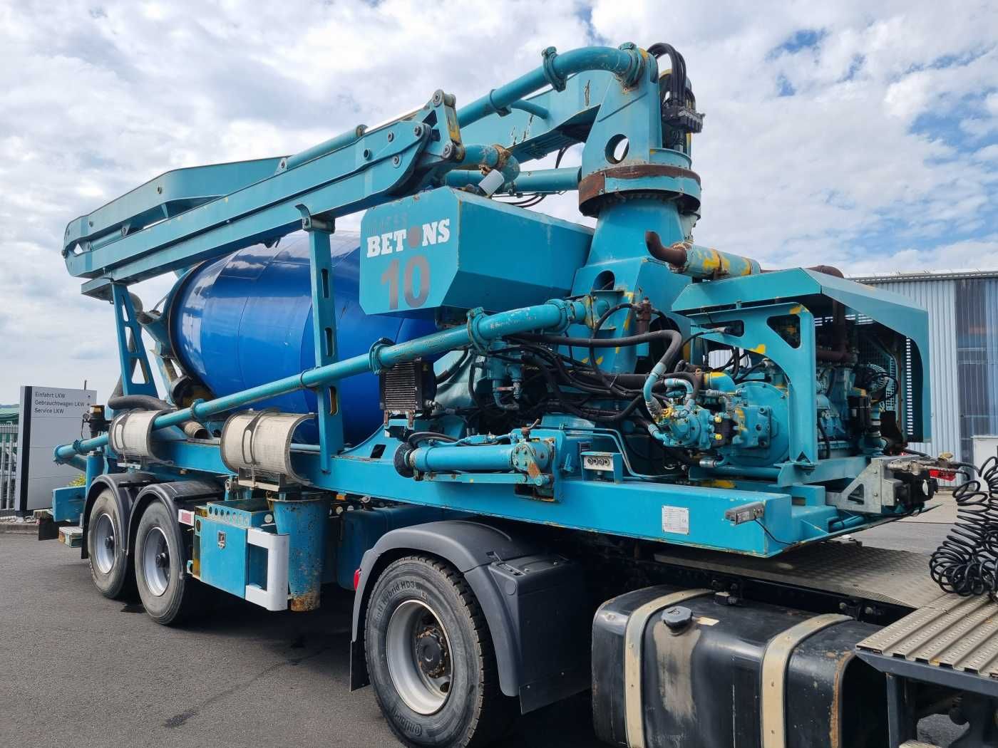 Fahrzeugabbildung Andere De Buf Beton-Mischer 9m³/Sermac 24m Betonpumpe