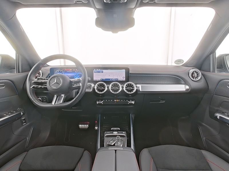 Fahrzeugabbildung Mercedes-Benz EQB 250+ AMG *Bonus* Pano+Night+FahrassPak+Ambi