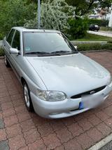 Ford Escort 1.6  90 PS  TÜV NEU - gebrauchte Ford Escort aus dem Jahr 1998