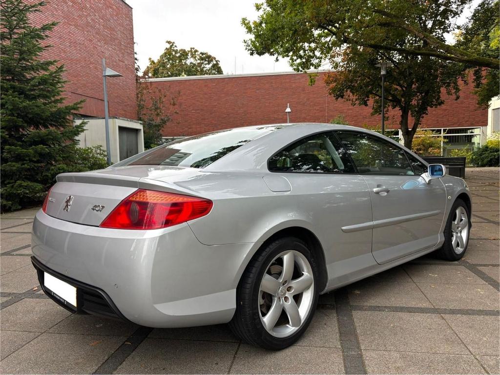 Peugeot 407